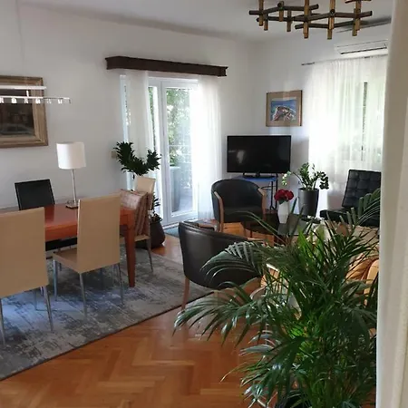 Keti Apartman *
