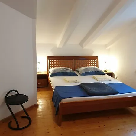 Keti Apartament *